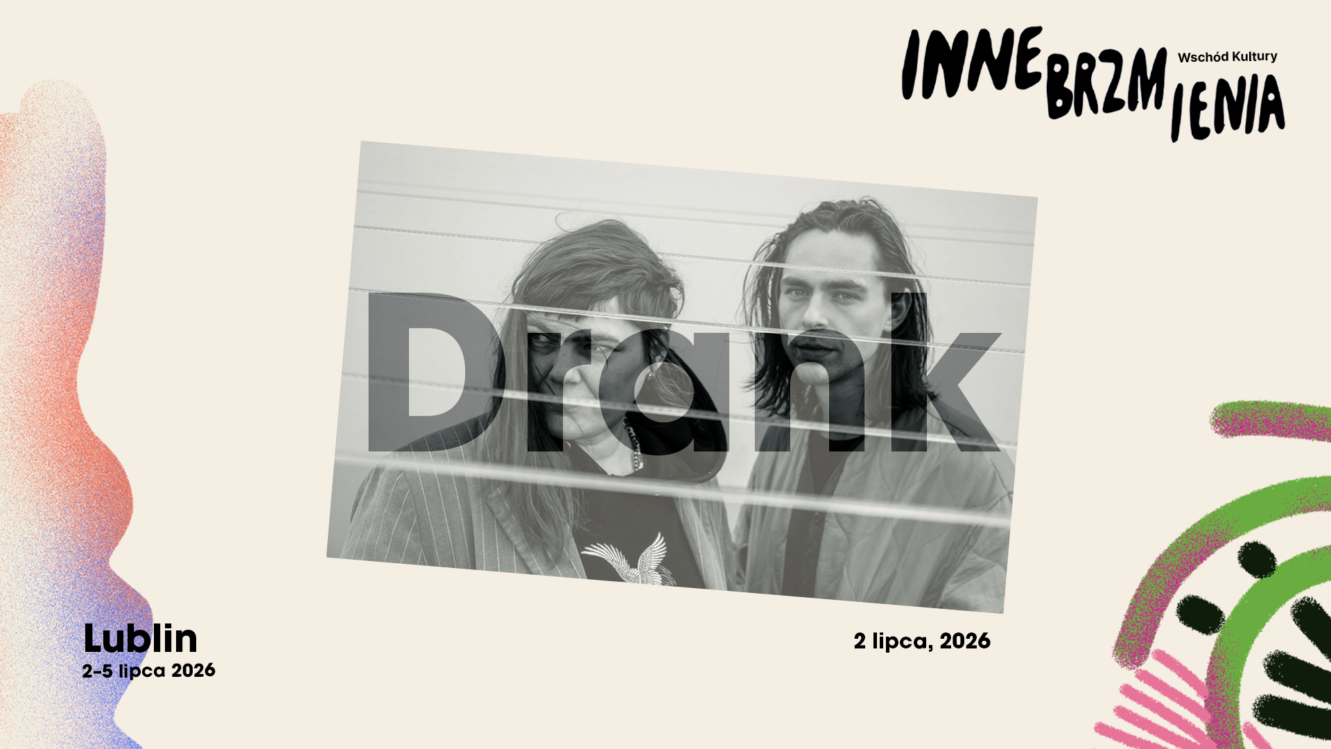 Czarno-biała fotografia członków zespołu napis Drank.