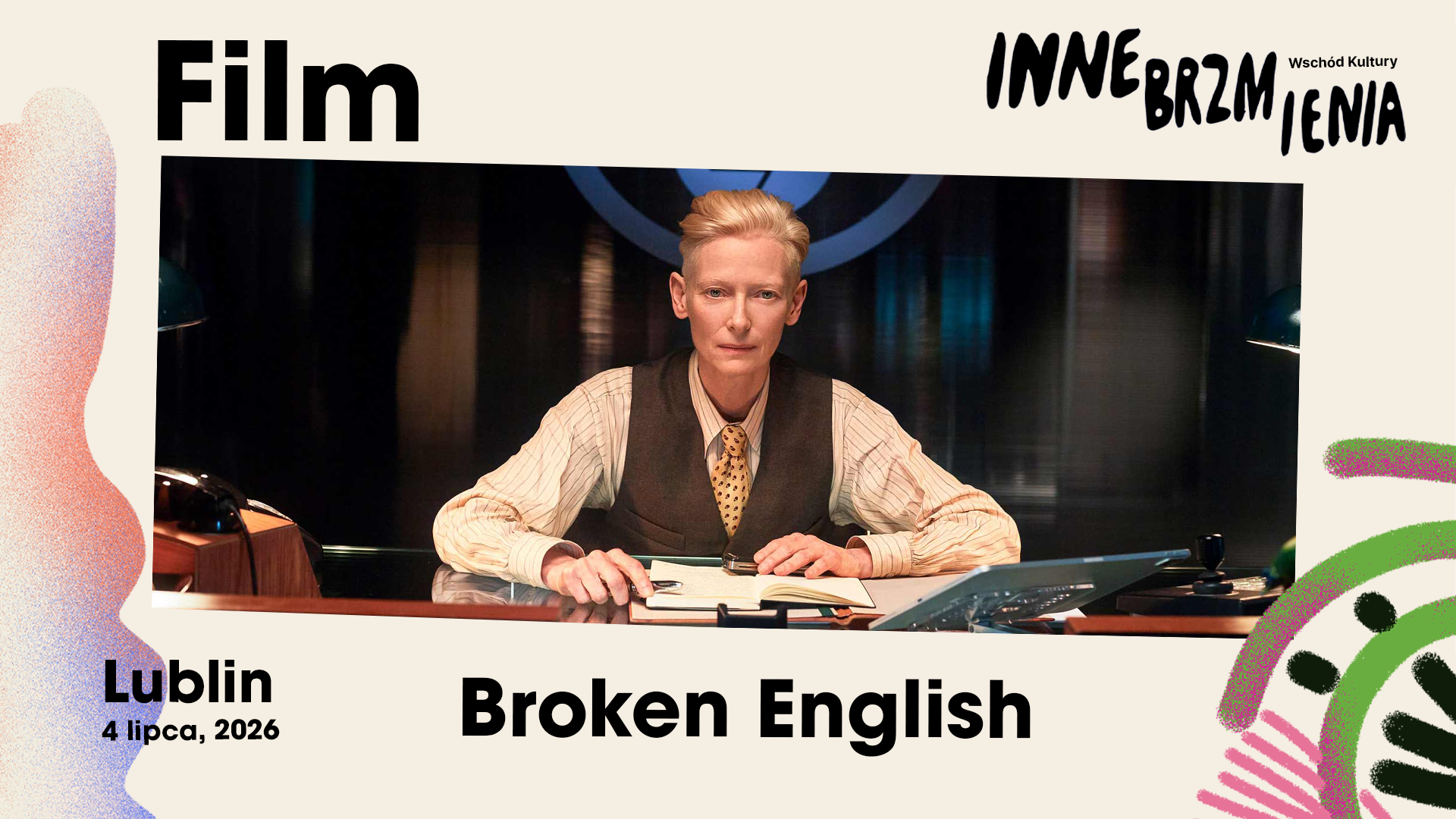 Broken_hd Mężczyzna siedzi przed biurkiem. Napis: Broken english.